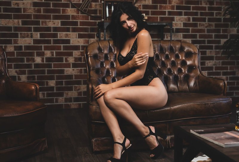 Яна, 21